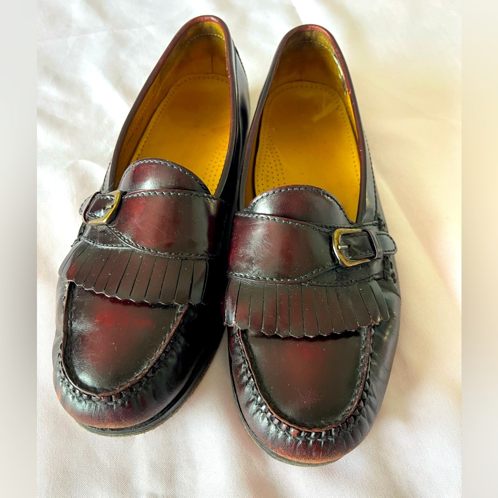 Men’s Cole haan leather loafers -size 9.5